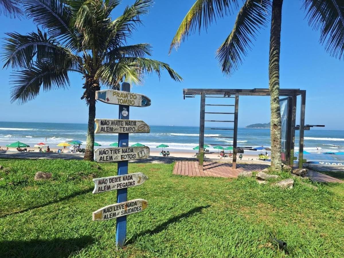 1E - Pé na areia do Guarujá - Praia do Tombo Extérieur photo